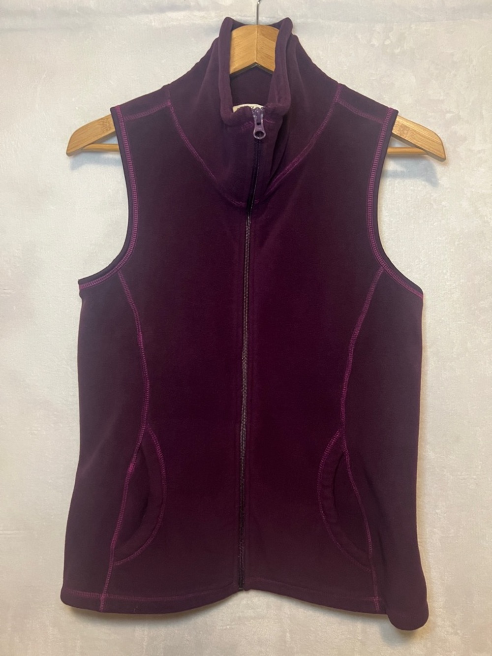 Old Navy Purple Fleece Full Zip Vest Gorpcore Cozy Deep Pockets Size Medium